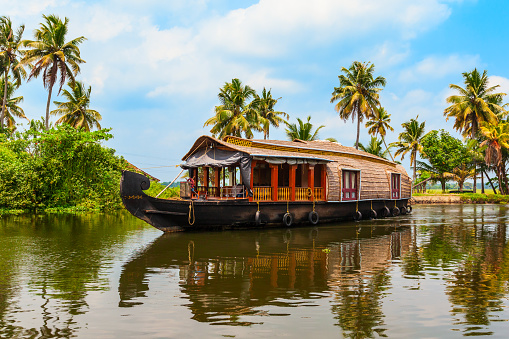 Top 4 Tourist Destinations in Kerala 24x7 service 